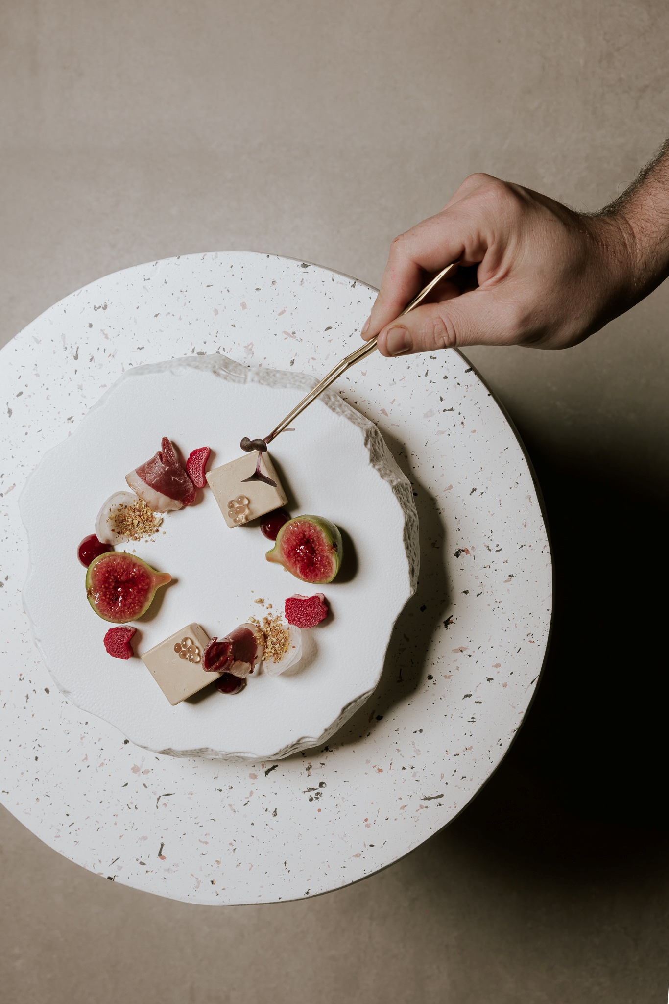 NOVOOTVORENA ALLORA NADOGRADILA JE SVOJ BRASSERIE ŠARM S VEČERNJIM MENIJEM VRHUNSKIH JELA
