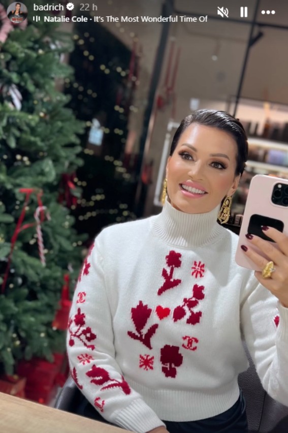 ina Badrić džemper Hello Magazin Croatia Hrvatska