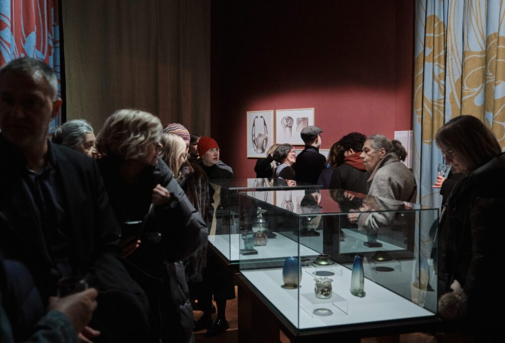 Otkrijte pionirku hrvatskog dizajna: Izložba Antonije Krasnik u NNMU do siječnja 2026.