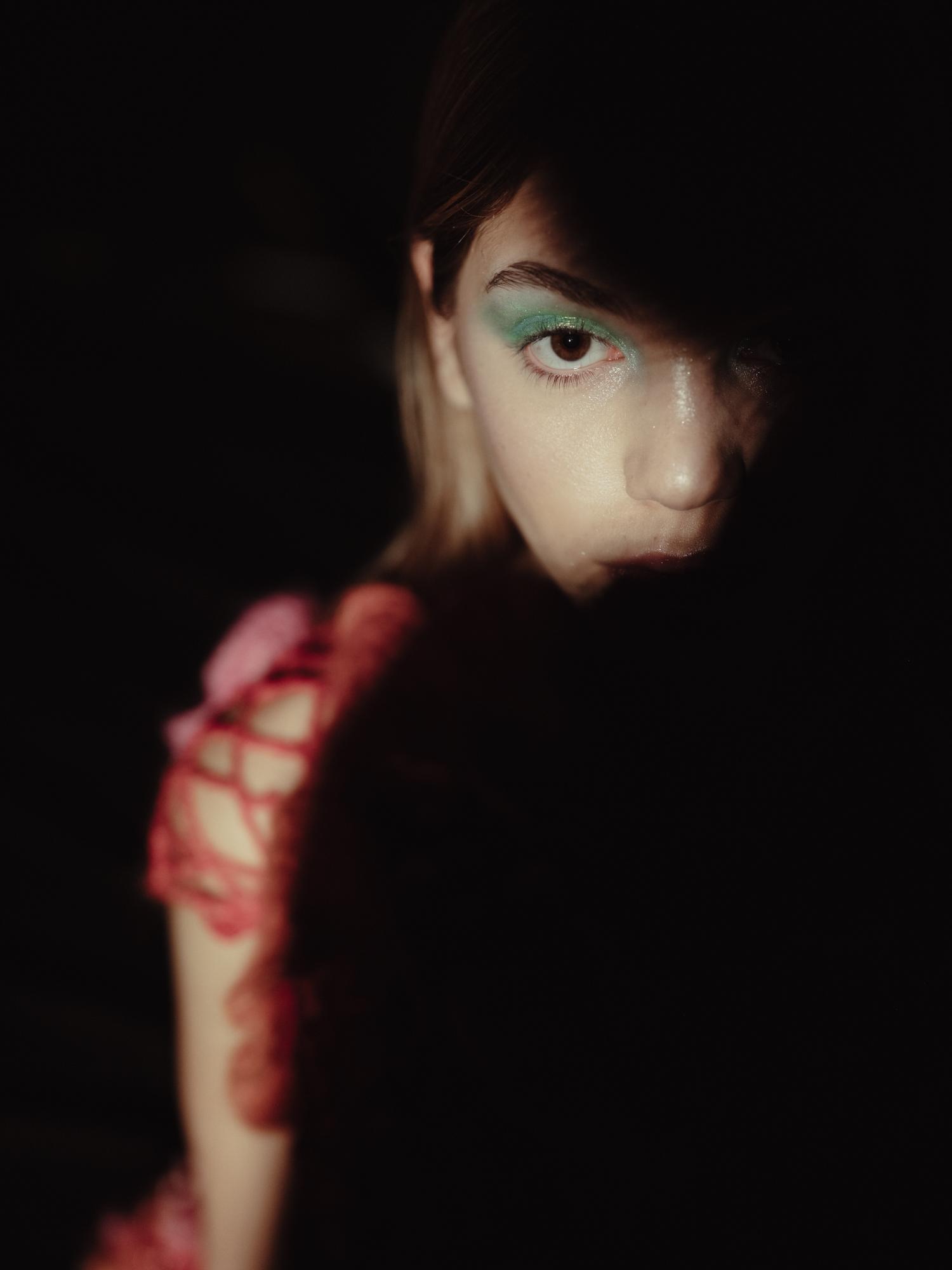 Poetska novogodišnja modna čestitka Nataše Mihaljčišin