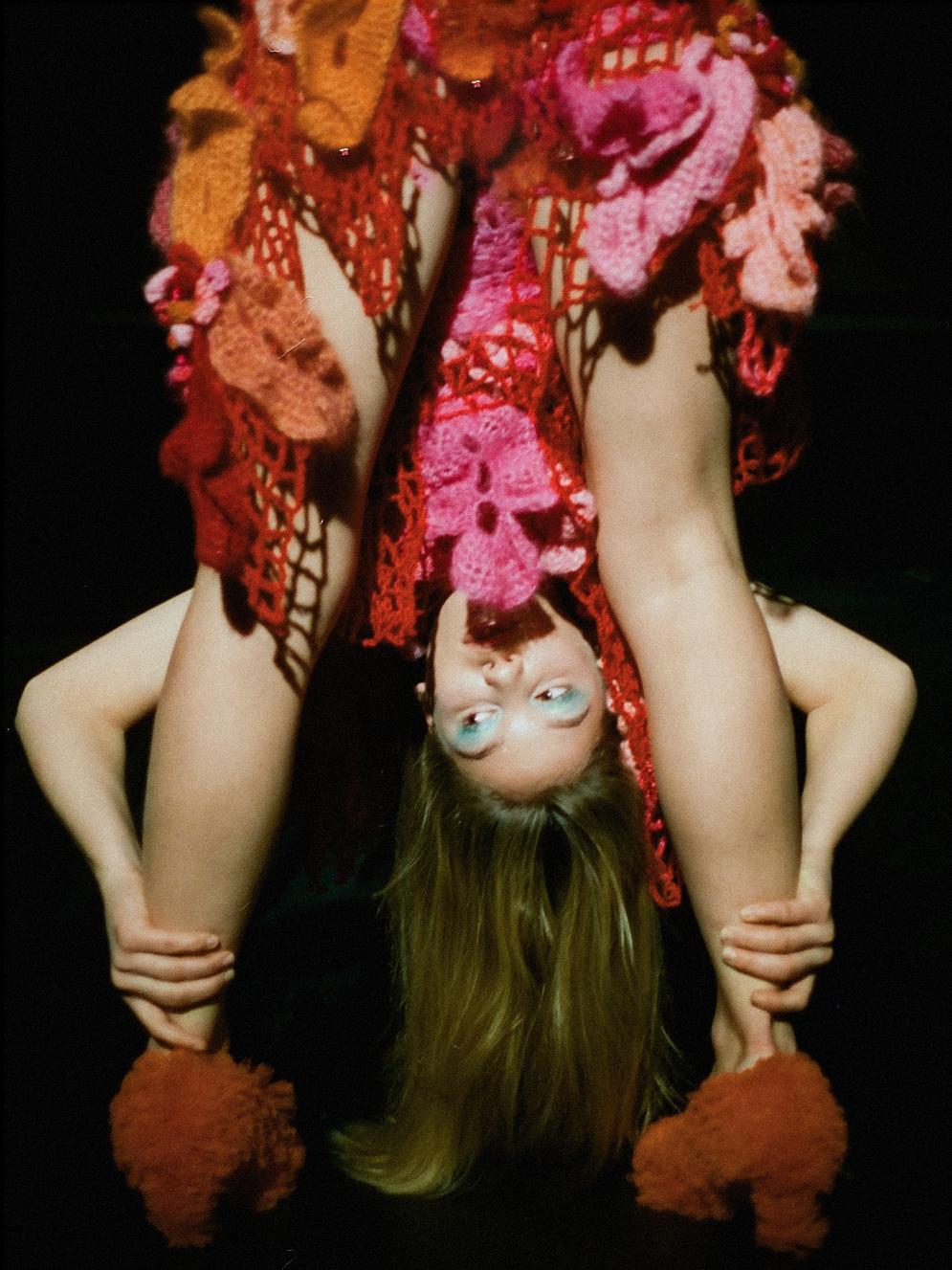 Poetska novogodišnja modna čestitka Nataše Mihaljčišin