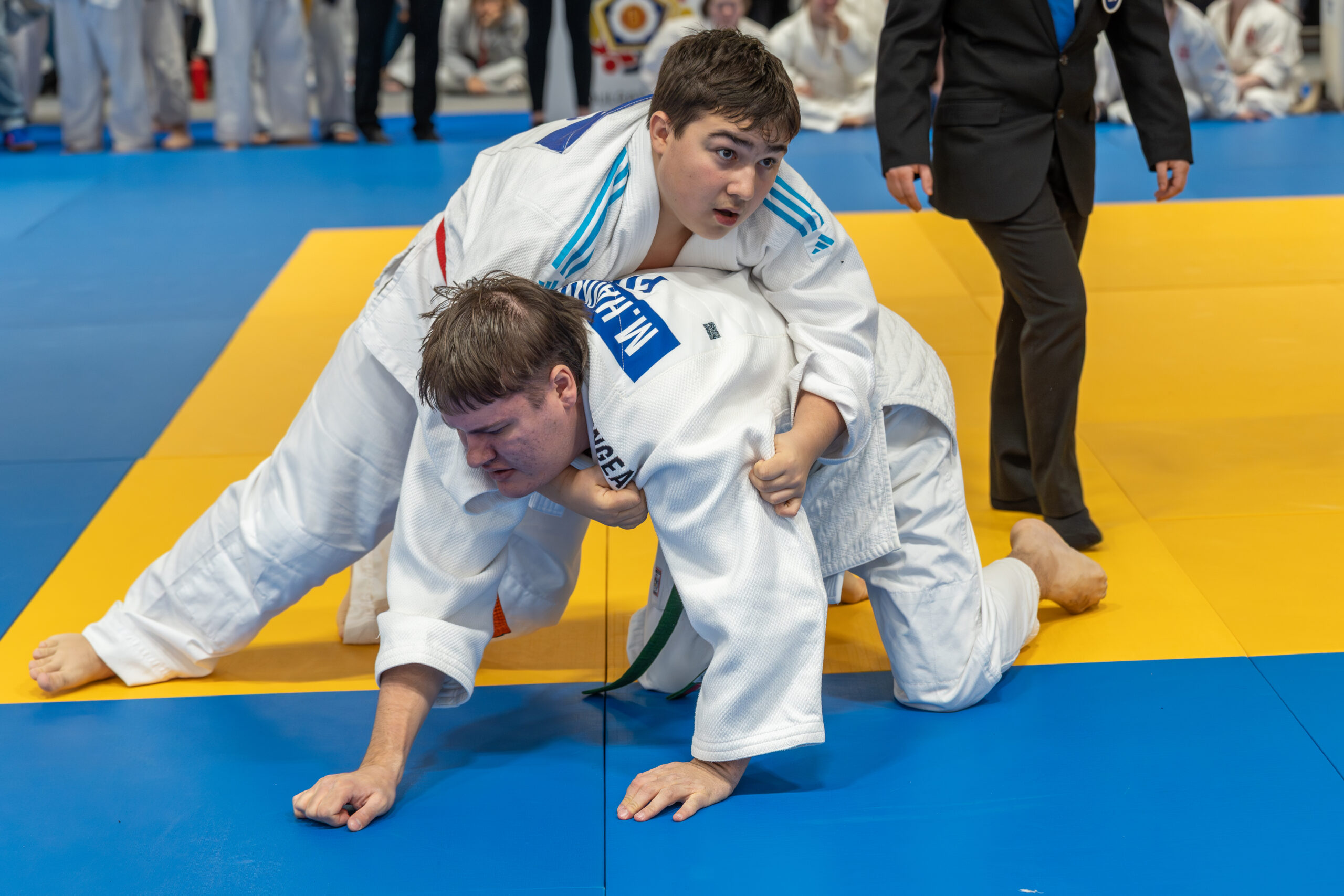 SAMOBORSKI SPORTAŠ TIBOR AVDAGIĆ, PETNAESTOGODIŠNJI DJEČAK IZ
SPEKTRA AUTIZMA, OSVOJIO FAIR PLAY NAGRADU EUROPSKE JUDO UNIJE