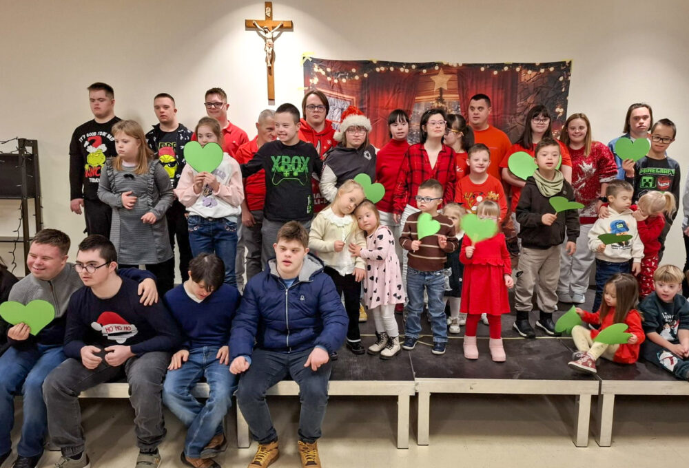 ZORINA MAST DONIRALA 6.300 € UDRUZI ZA SINDROM DOWN – ZAGREB