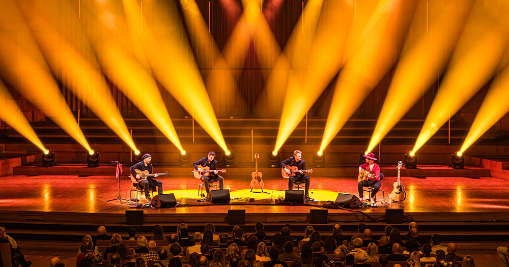 40 Fingers oduševljava novim live