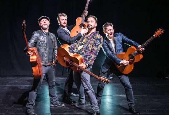 40 Fingers oduševljava novim live