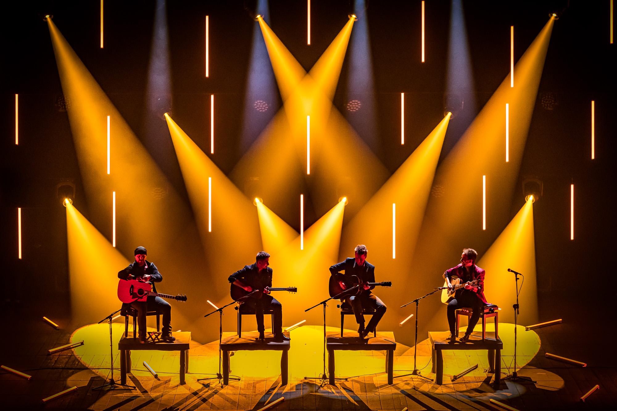 40 Fingers oduševljava novim live