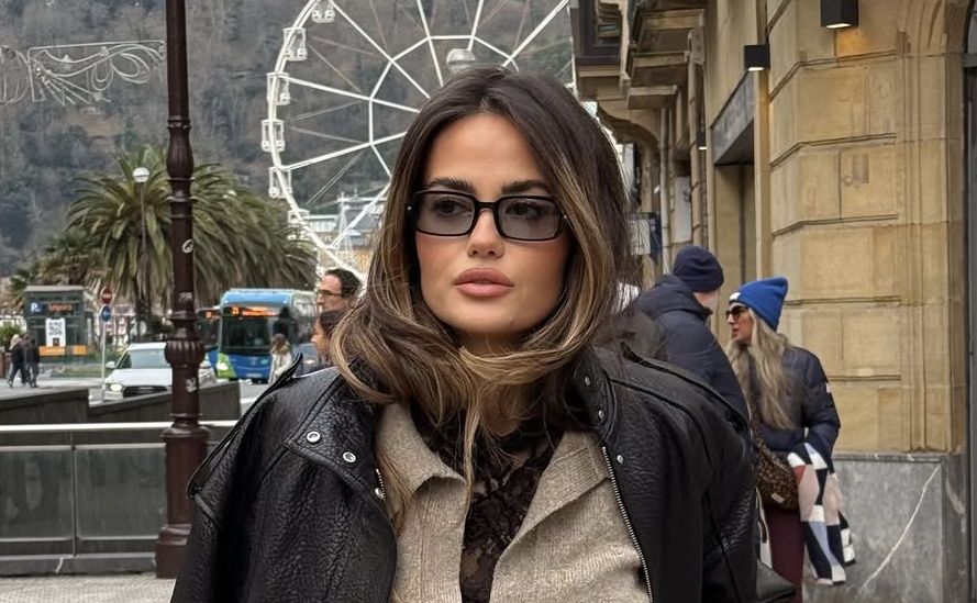 Adriana Ćaleta-Car IZDANJE HELLO MAGAZIN CROATIA HRVATSKA