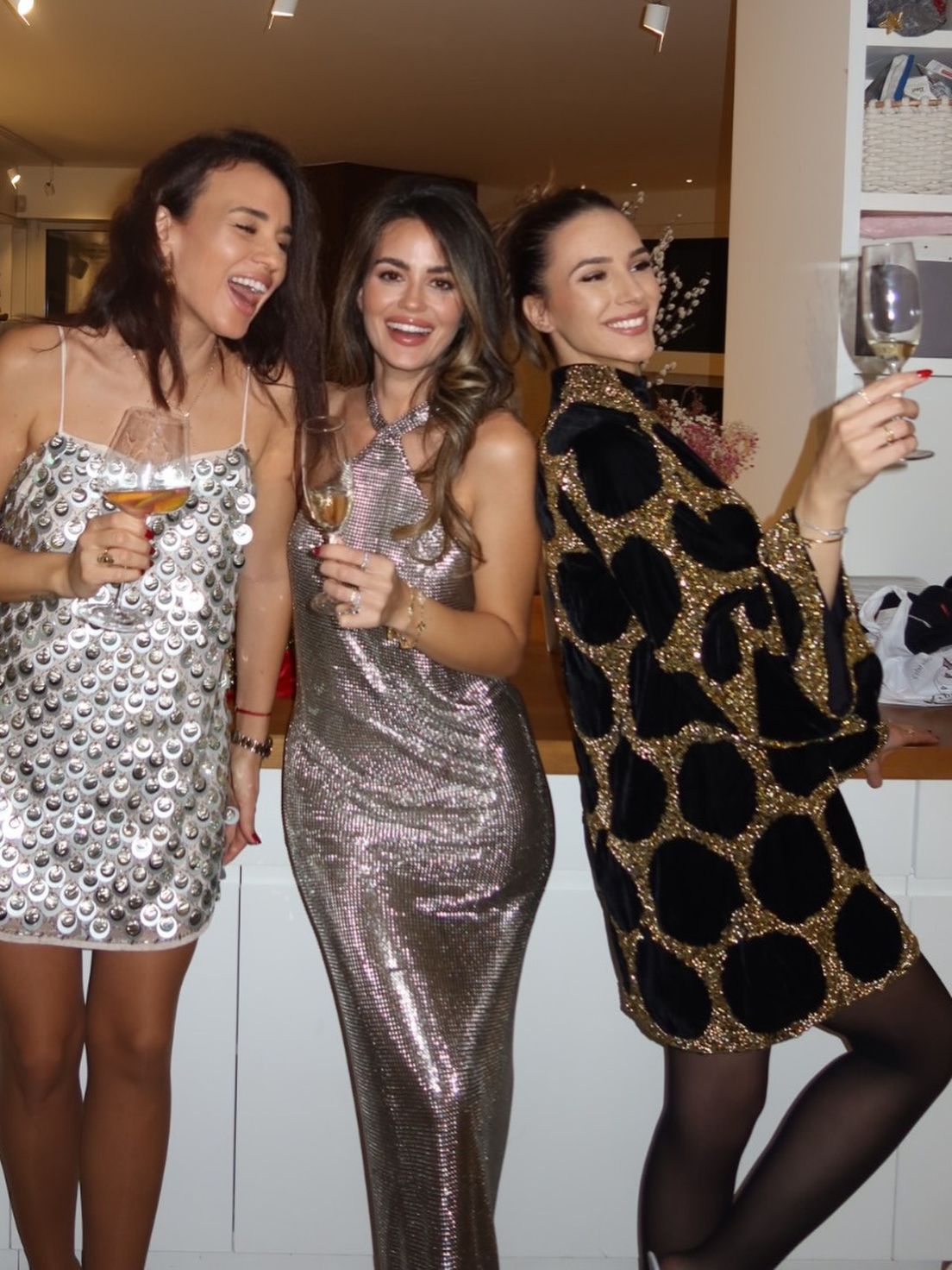 Adriana Ćaleta-Car zablistala: Glamur, obitelj i španjolski šarm u savršenom spoju