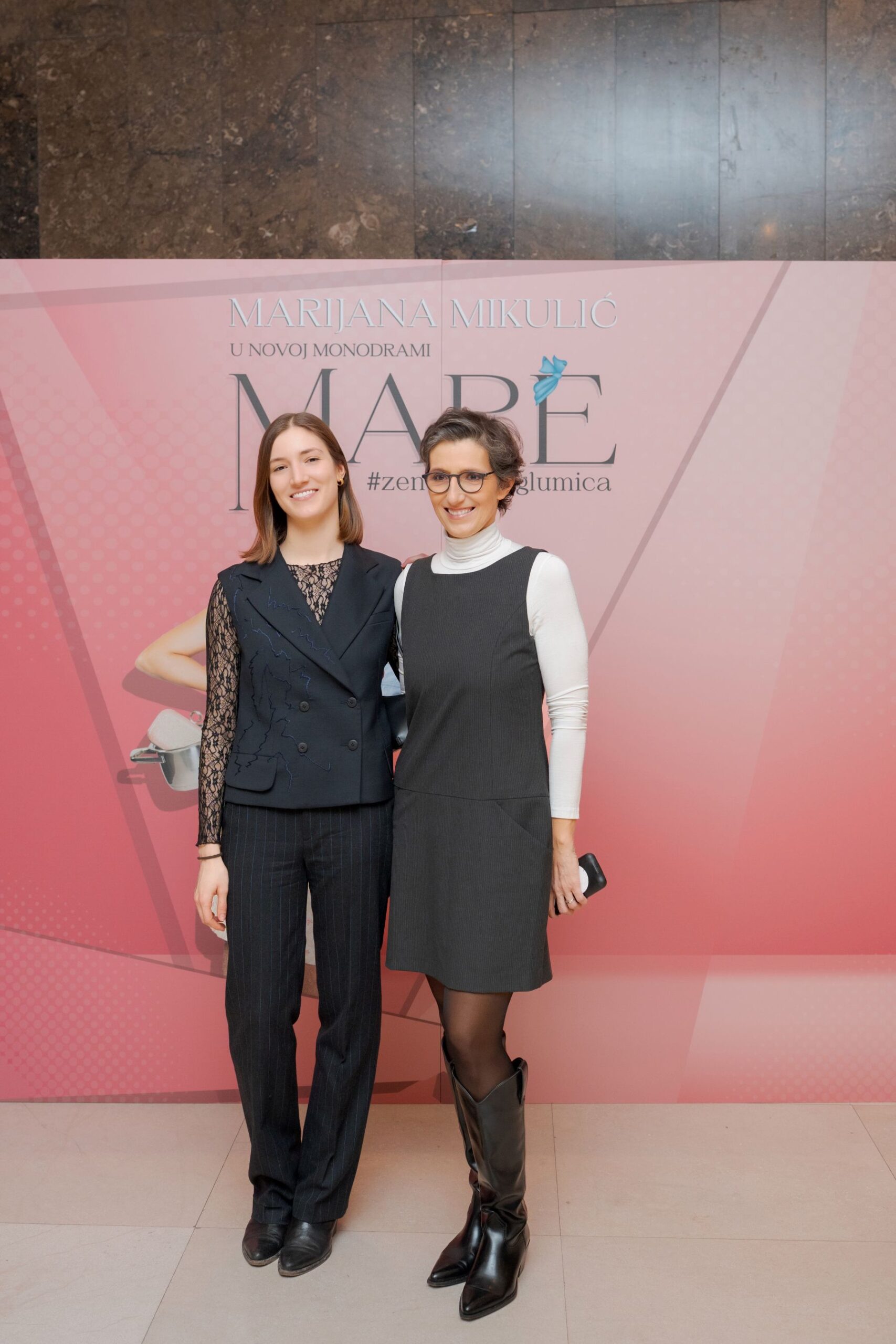 mare glumica predstava