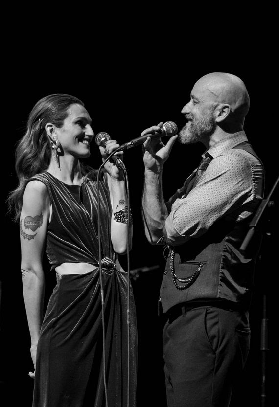 Grupa Pavel predstavlja 'E pa neka je