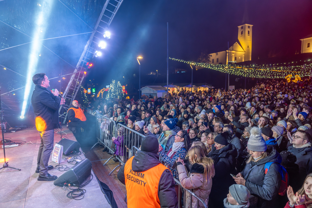 Umag i Sveta Nedelja u znaku Jole: rekordni doček i spektakularan početak godine 