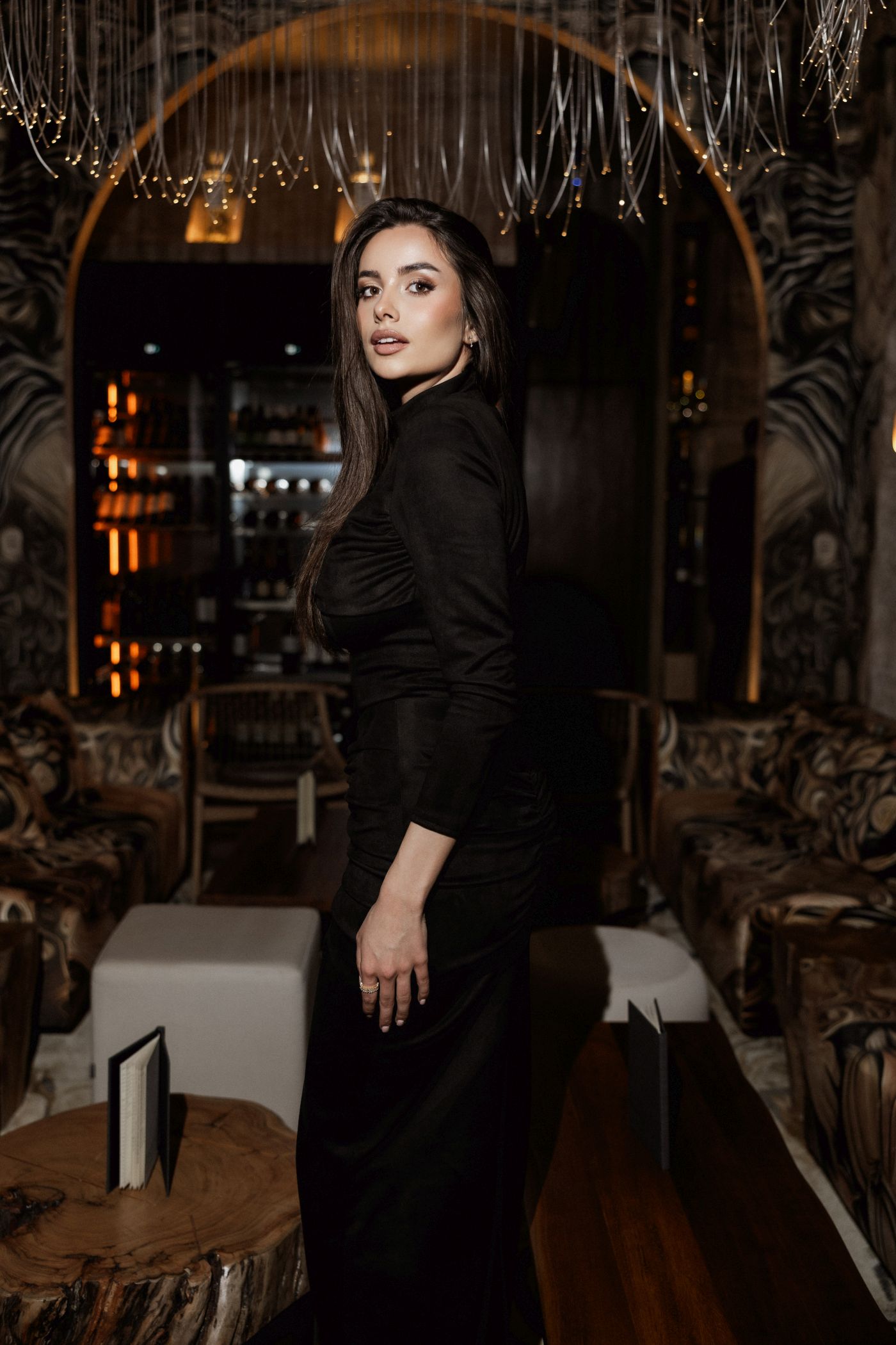 ANOVI: Jedanaest godina identiteta pretočeno u novu kolekciju haljina