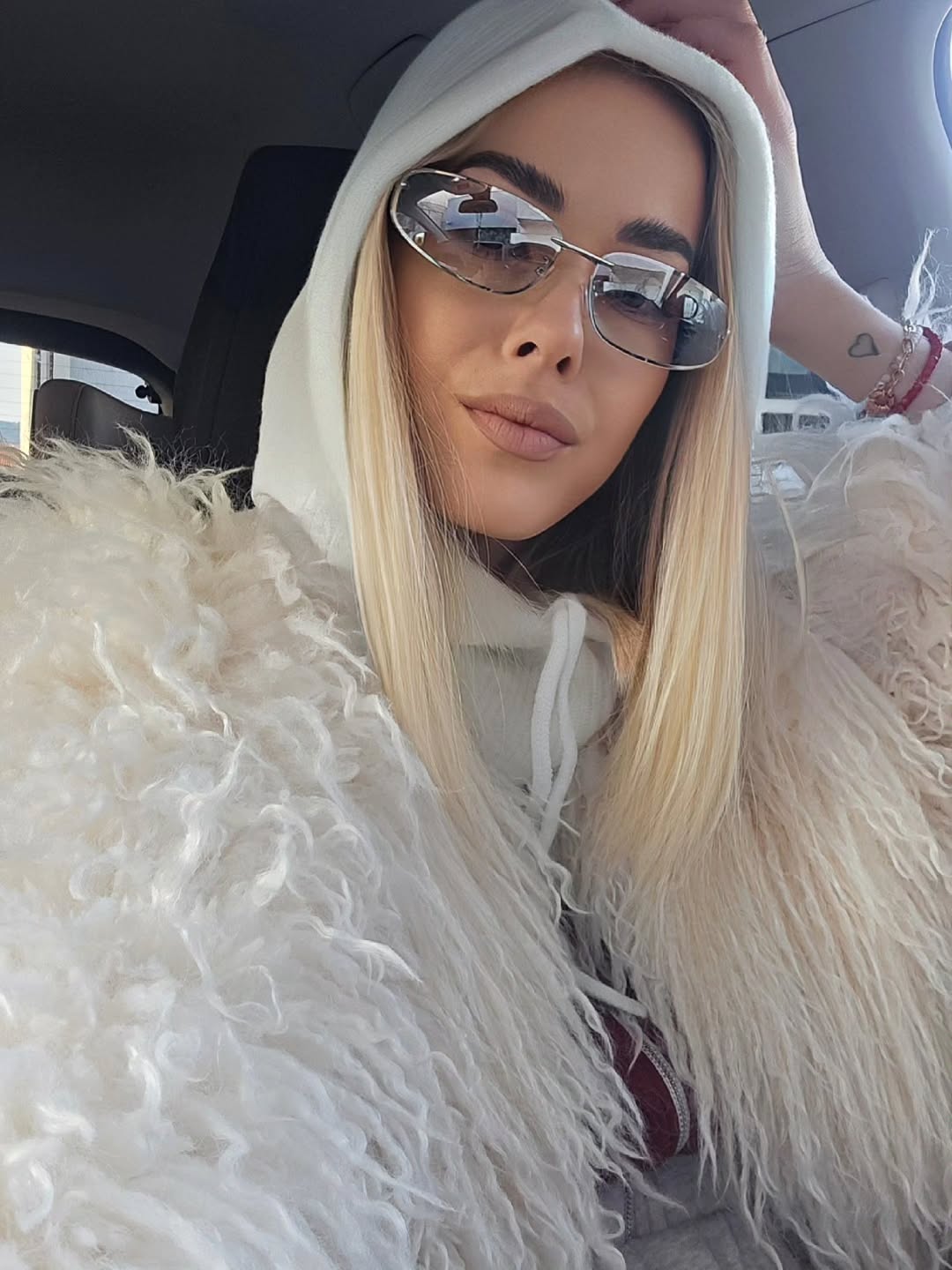 Antonija Mišura Sandrić razbila sivilo