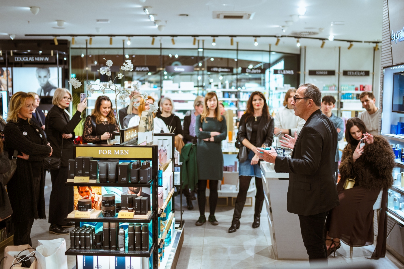 Francuska ekspertiza s mirisom hrvatske obale: Olivier Cresp u Zagrebu predstavio éveìlleur