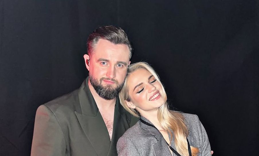 Matija Cvek raznježio romantičnim fotografijama