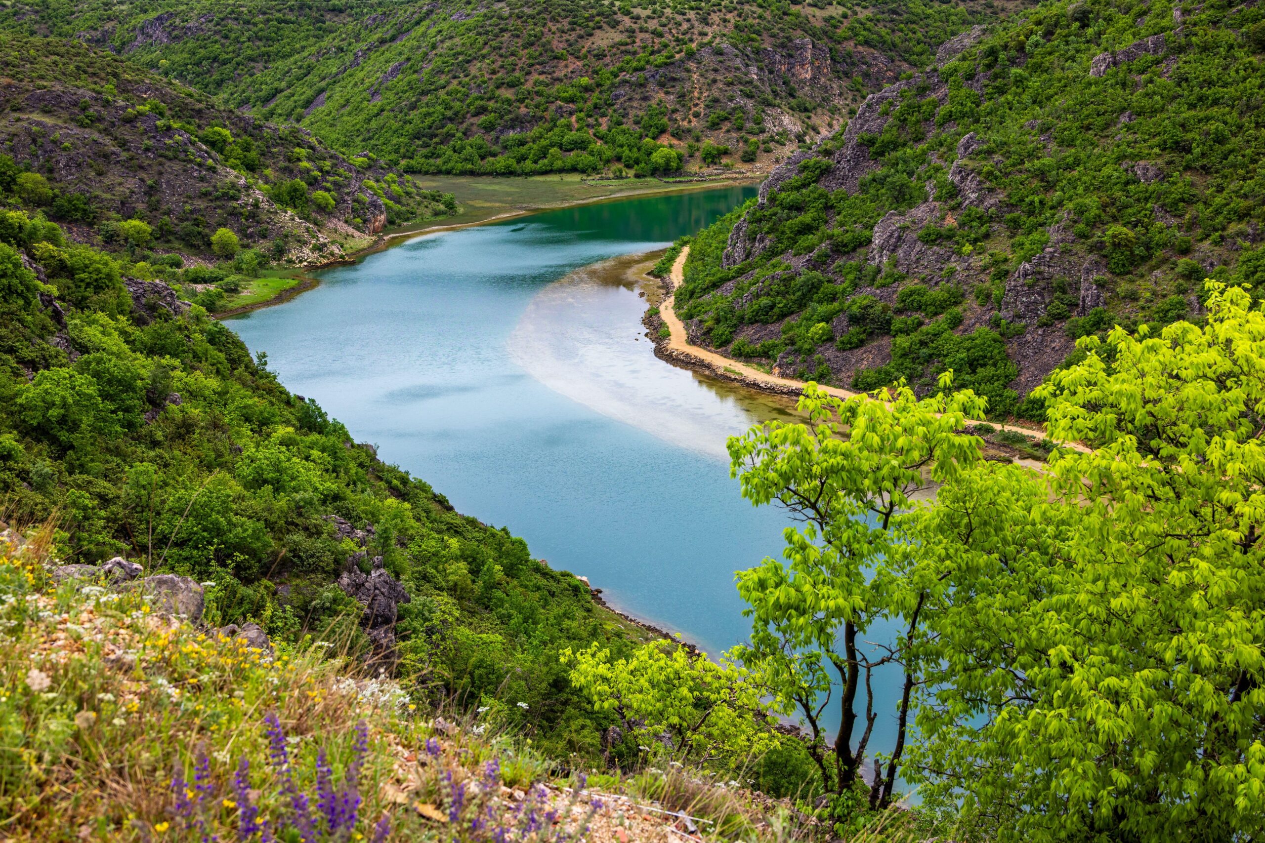 Valentinovo u Lici i Perušiću