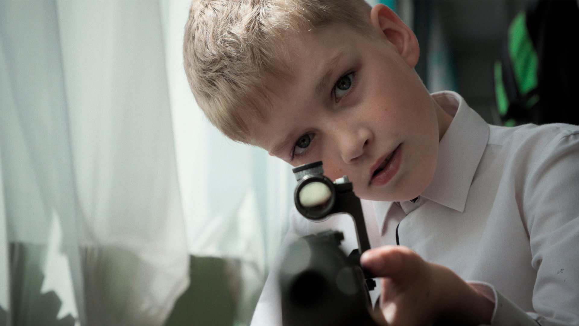 ZagrebDox, dokumentarni film, filmski festival, međunarodna scena, Oscar, BAFTA, Gospodin Nitko protiv Putina, David Borenstein, Pavel Talankin, Veliki pečat, Zagreb, filmske projekcije, dokumentarci, filmska industrija, ZagrebDox Pro, Slow Pitch, masterclass, Christian Frei, Nenad Puhovski, Foto Dox, Audio Dox, filmski autori, retrospektiva, žiri, filmske nagrade, kulturna događanja