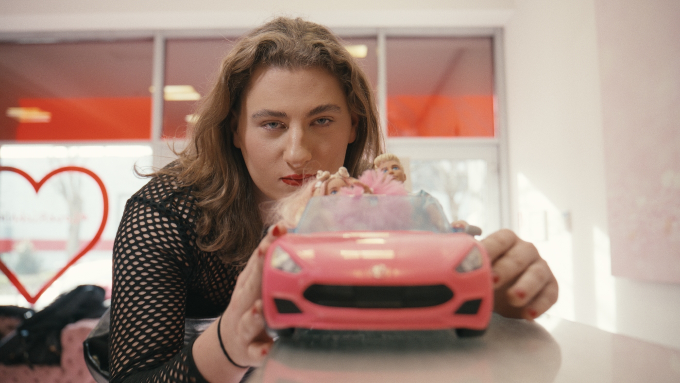 BRKOVI UOČI NASTUPA U RATOM ZAHVAĆENOM DUBAIJU IZBACILI PROVOKATIVNI SINGL