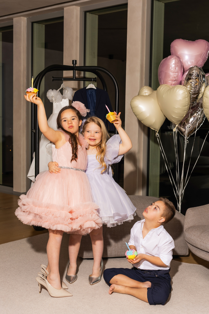 Kroz objektiv Ivana Gudića djeca prenose poruku da svatko zaslužuje biti viđen, voljen i prihvaćen