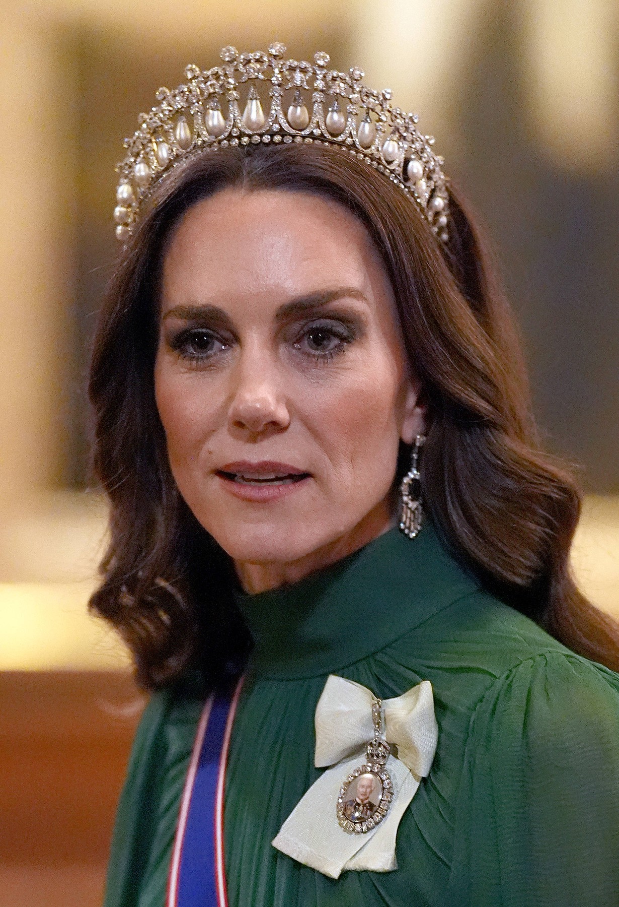 Kate Middleton u smaragdnoj haljini i tijari princeze Diane