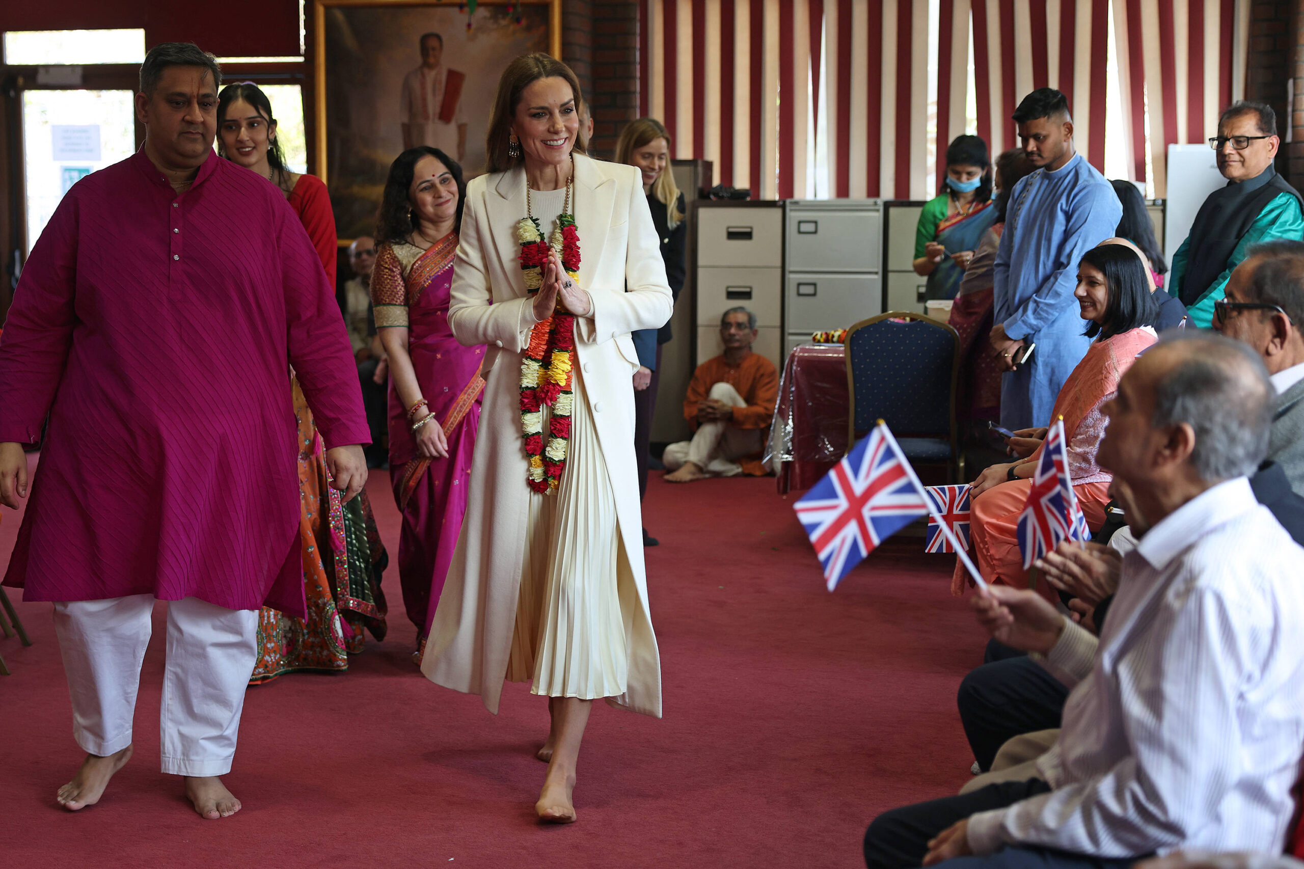 Kate Middleton zaplesala bosa