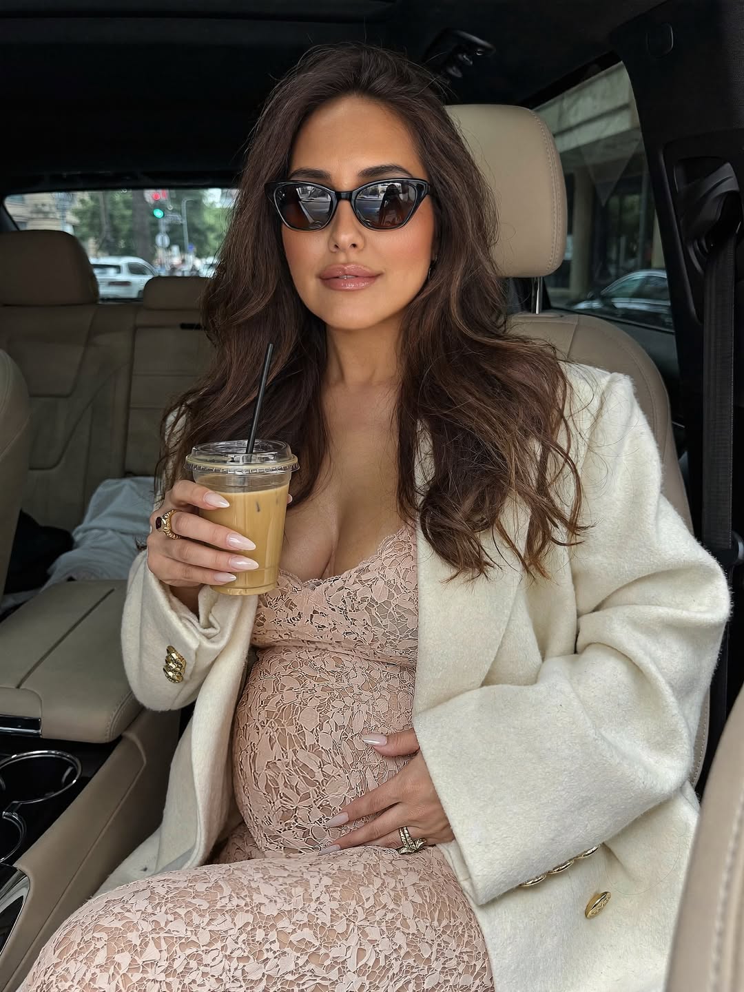 Lana Jurčević oduševila novom trudničkom fotografijom hello magazin croatia hrvatska