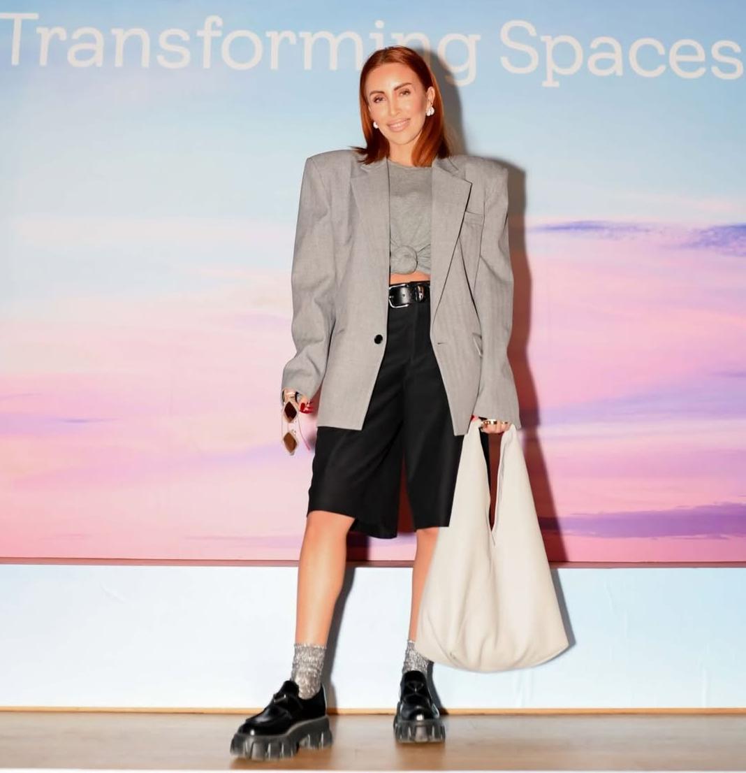 Lana Klingor Mihić oversized sivi sako