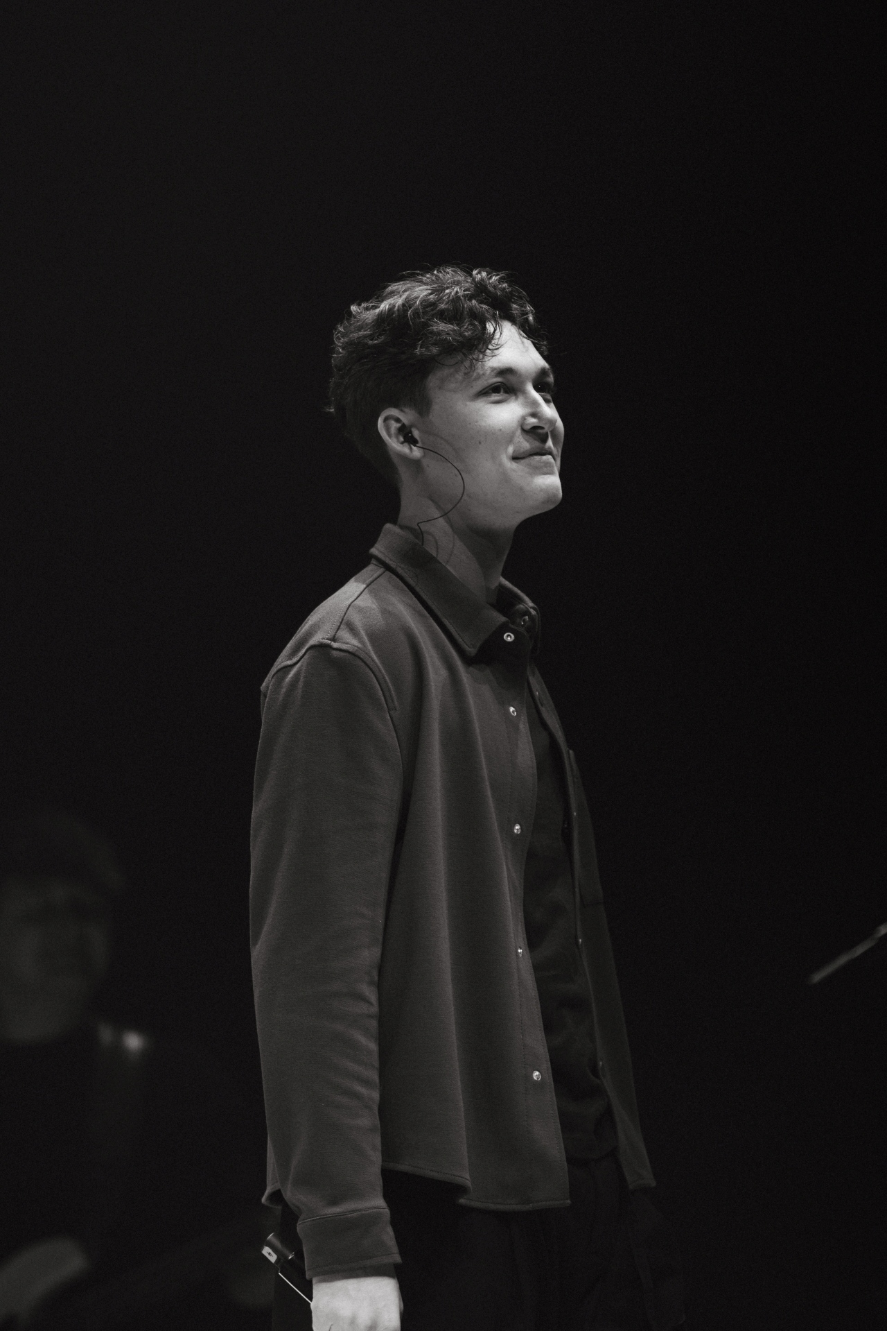 Otkrij debitantski singl Luke Ćevida 'Dok sanjam' – novi glazbeni hit koji osvaja emocijom!