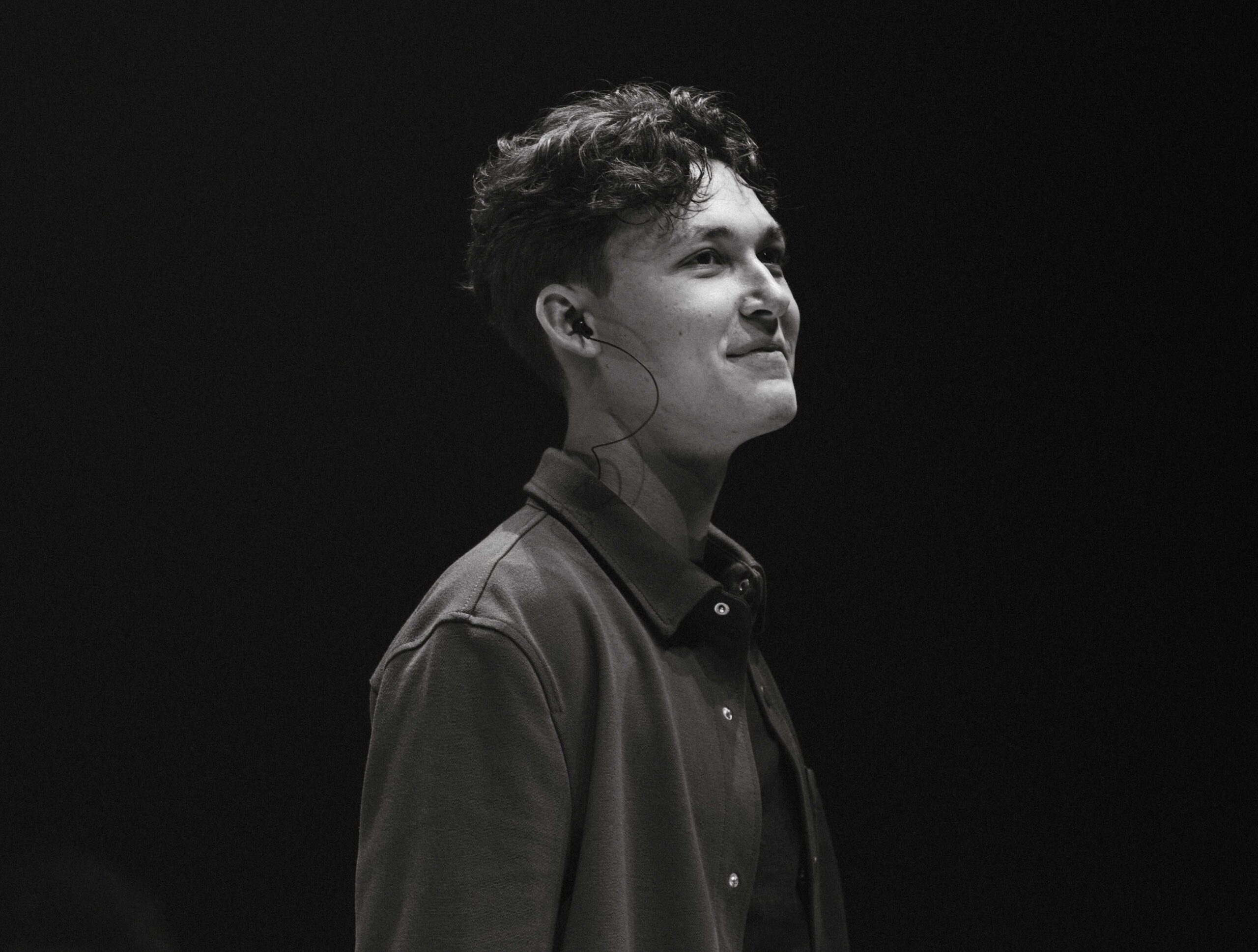 Otkrij debitantski singl Luke Ćevida 'Dok sanjam' – novi glazbeni hit koji osvaja emocijom!