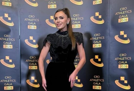 Mila Horvat očarala sve u raskošnoj crnoj toaleti Matije Vuice