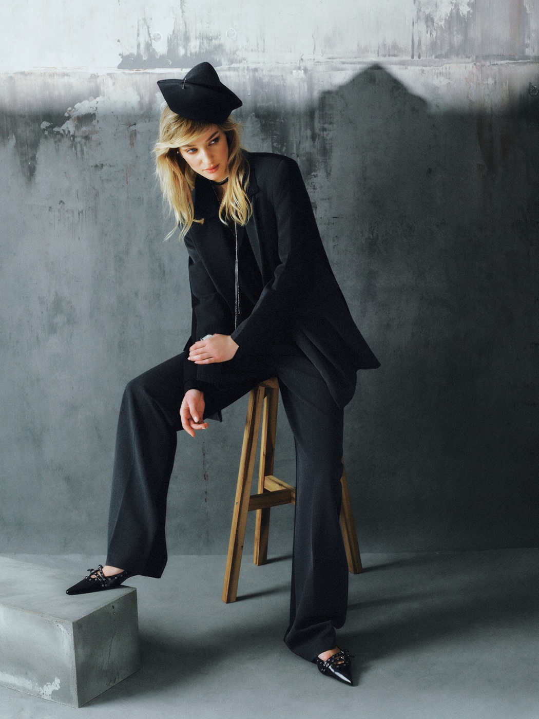 Novosti s domaće modne scene Baloneri i odijela sa zakovicama i patentnim zatvaračima u novoj kolekciji brenda MB by Marta Buzolić