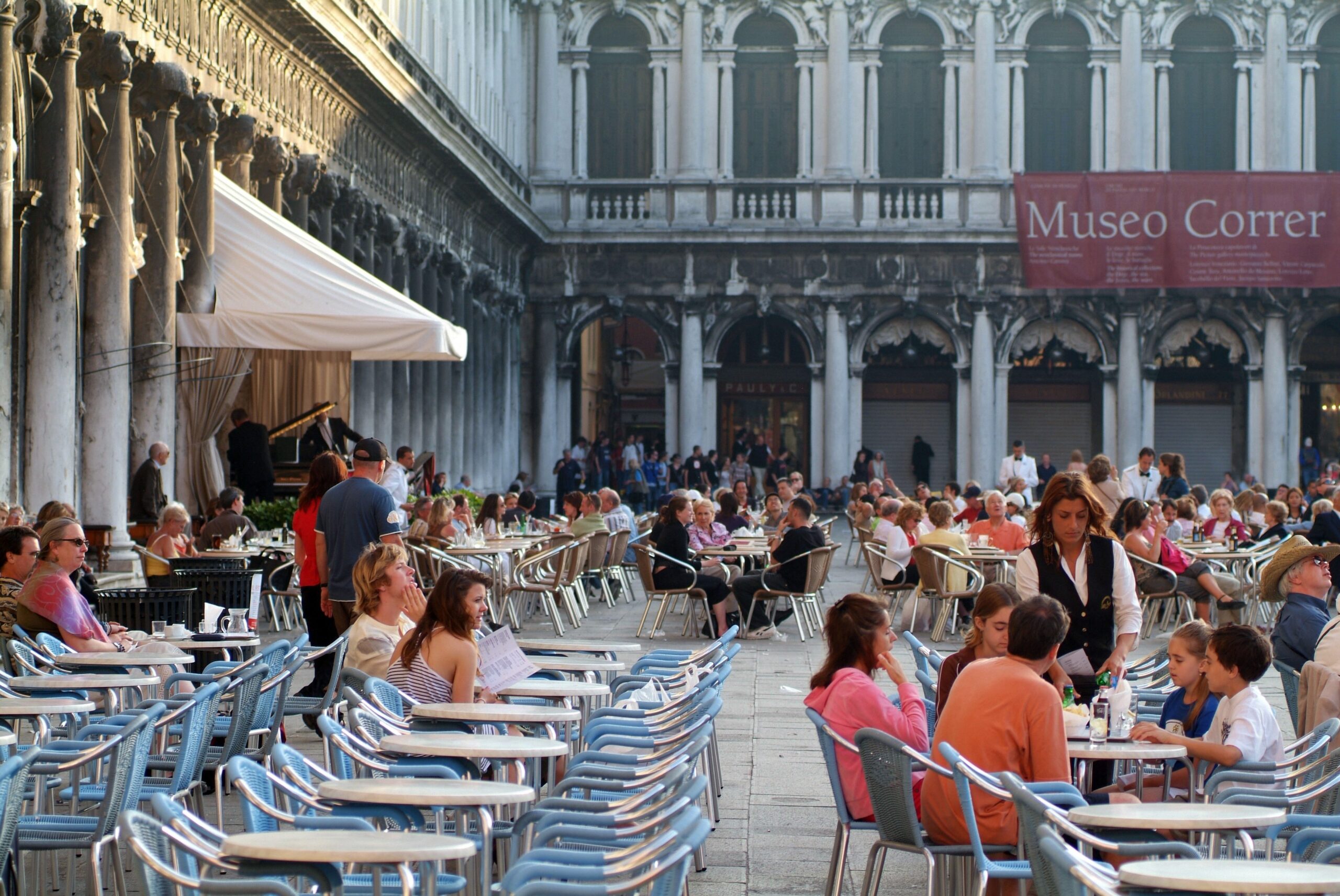 Od Casanove do modernih putnika Legendarni kafić