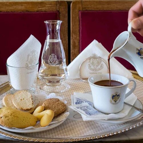 Od Casanove do modernih putnika Legendarni kafić