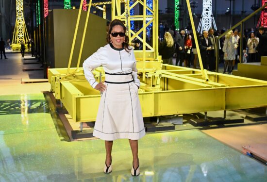 Oprah Winfrey zablistala na Chanelovoj reviji