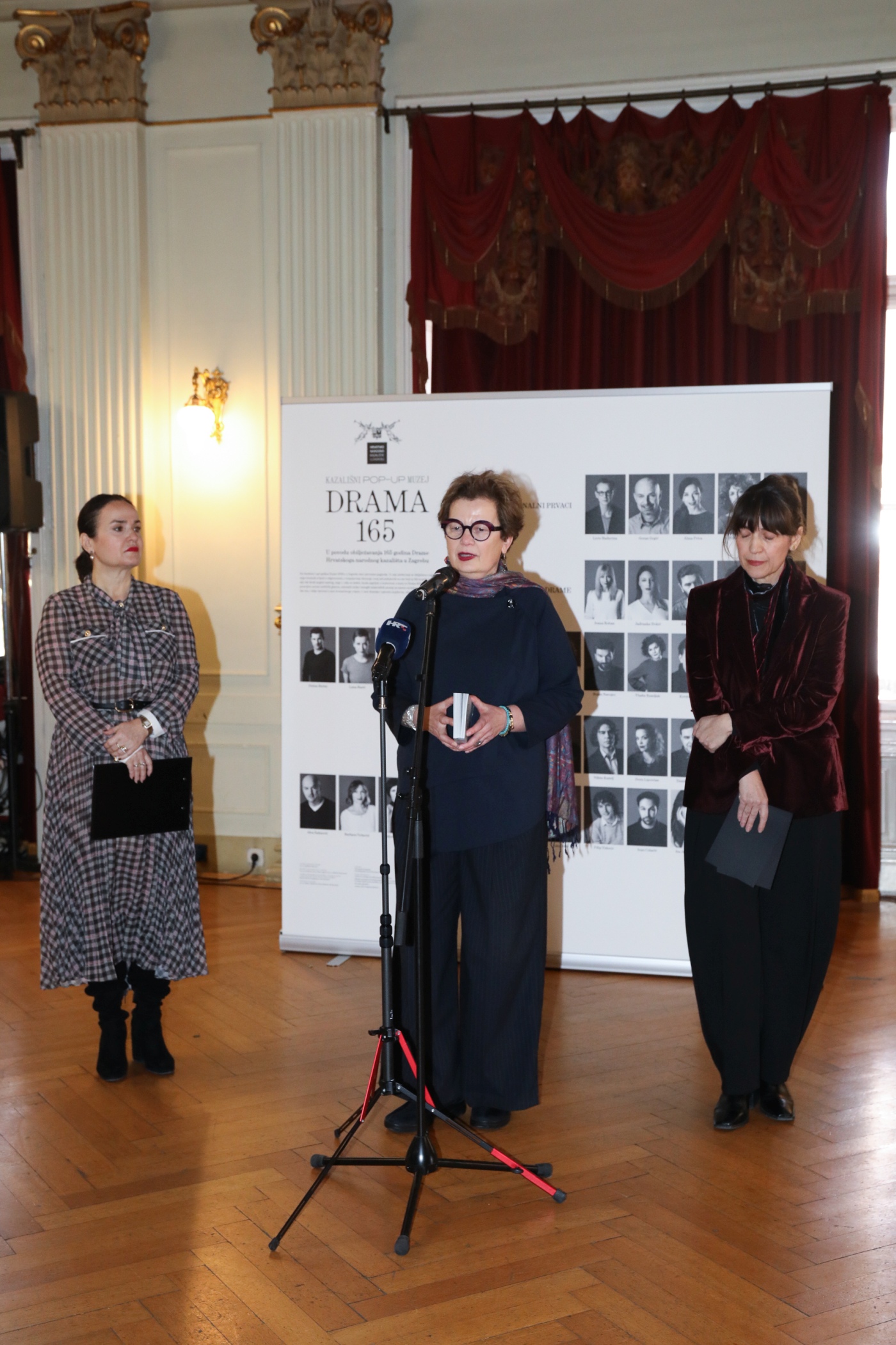 Kava na suncu i dobra vibra: naši rukometaši ulovili trenutak za gušt u Zadru 