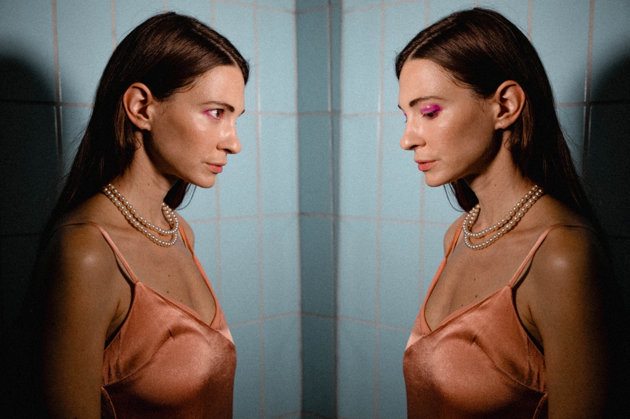 Sara Renar u Regeneratoru predstavlja „Nježne riječi“ - album o nježnosti kao obliku otpora