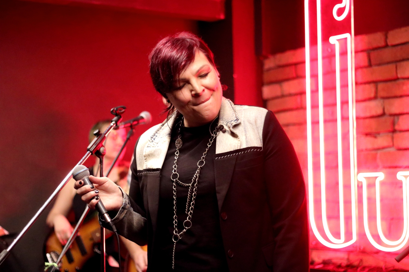 U Guliver Baru predstavljena dva autorska projekta: Petra Antolić promovirala EP “Born Again”, Daria Korić najavila album “Odaberimo ljepši kraj”