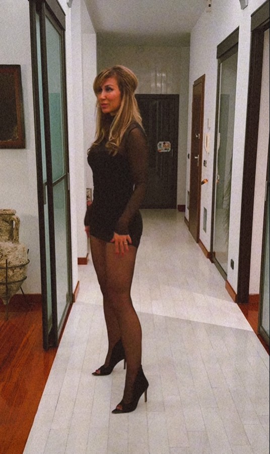 ana gruica uglesic mala crna haljina hello magazin croatia hrvatska