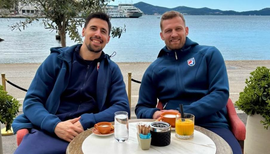 naši rukometaši ulovili trenutak za gušt u Zadru