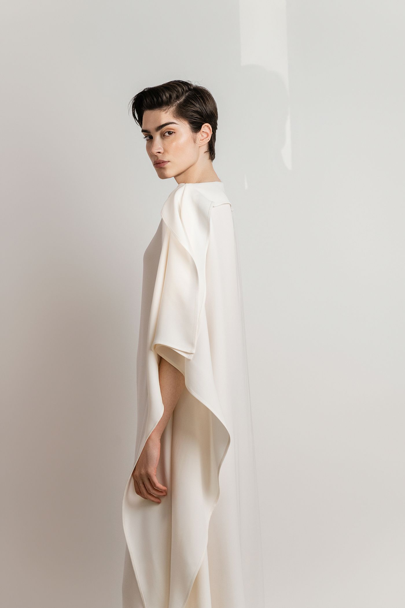 Elegancija koja diše: nova kolekcija A’Marie za suvremenu ženstvenost