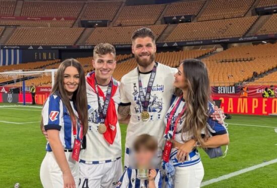 Ćaleta-Car u zagrljaju supruge, Sučić s djevojkom HELLO MAGAZIN CROATI A HRVATSKA