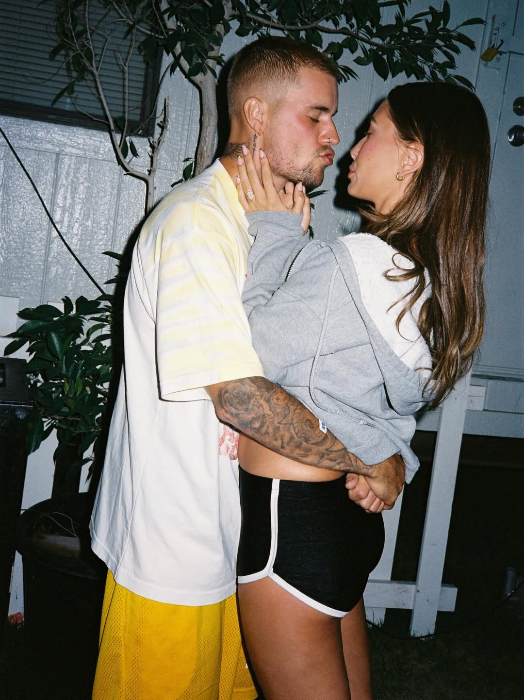 Justin Bieber objavio nježne trenutke sa suprugom HELLO MAGAZIN CROATIA HRVATSKA