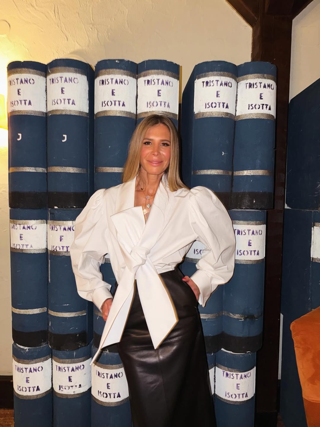 Karla Kaić nosi YSL košulju