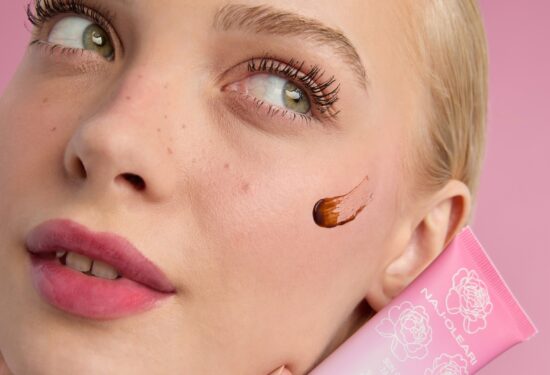 Proljeće u znaku suptilnog sjaja: make-up kolekcija koja donosi novu dimenziju prirodne ljepote