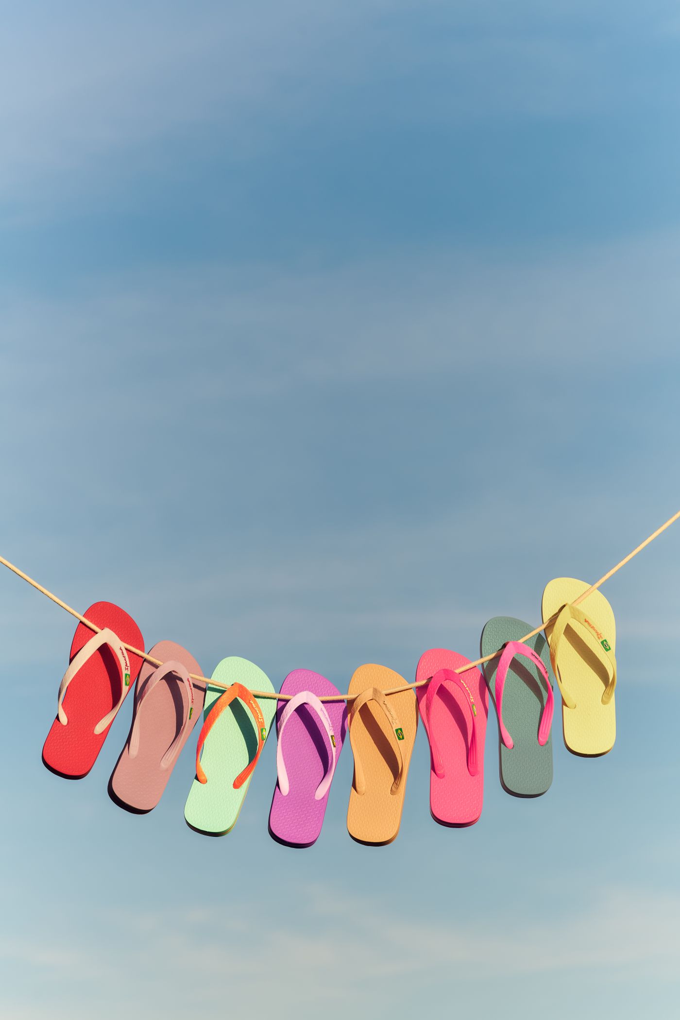 Na valovima Ipaneme. Natikače koje definiraju ljeto 2026.