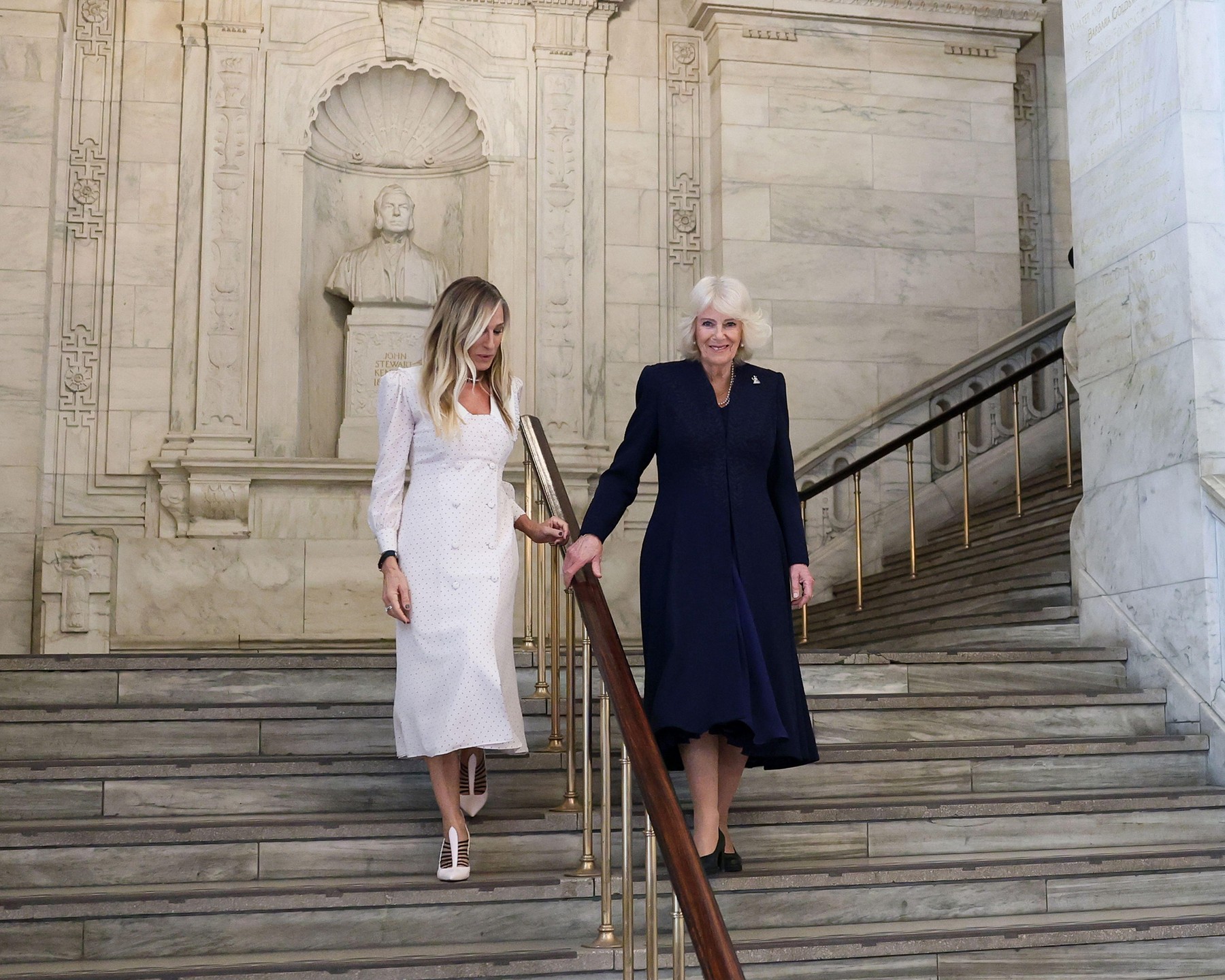 Sarah Jessica Parker u ružičastoj haljini koja priziva