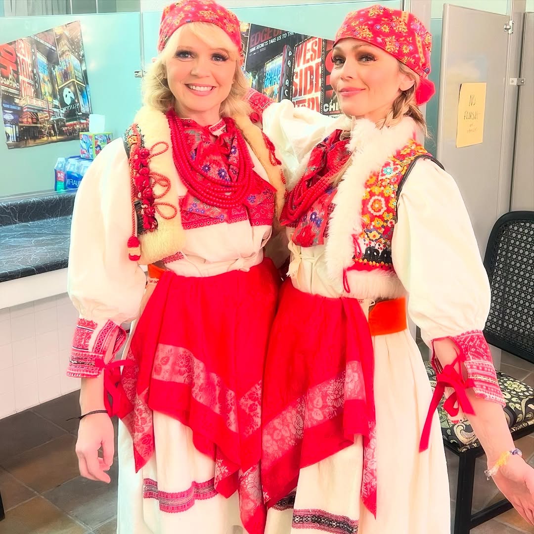 Tajči pokazala mlađu sestru