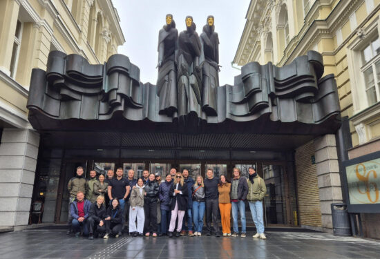 ZKM-ova predstava ACID / KISELINA na premijeri u Litvi ispraćena dugotrajnim pljeskom