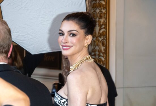 Anne Hathaway konačno odgovorila na glasine o estetskim zahvatima