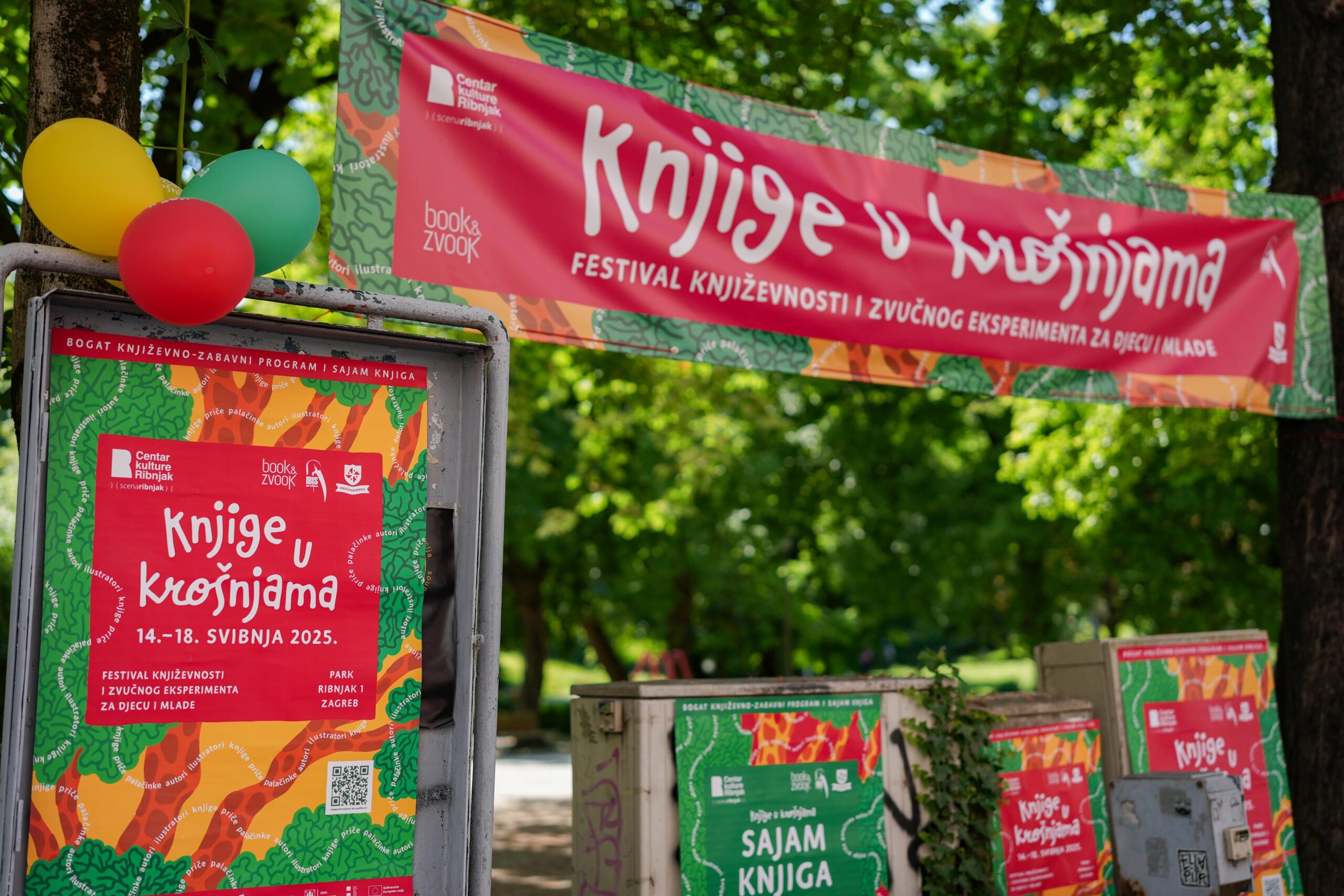 Knjige u krošnjama